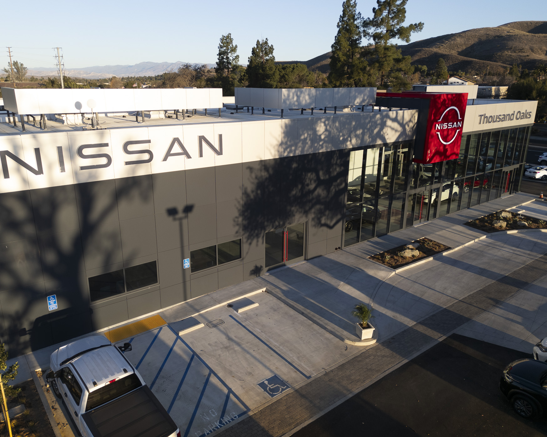 Nissan-9
