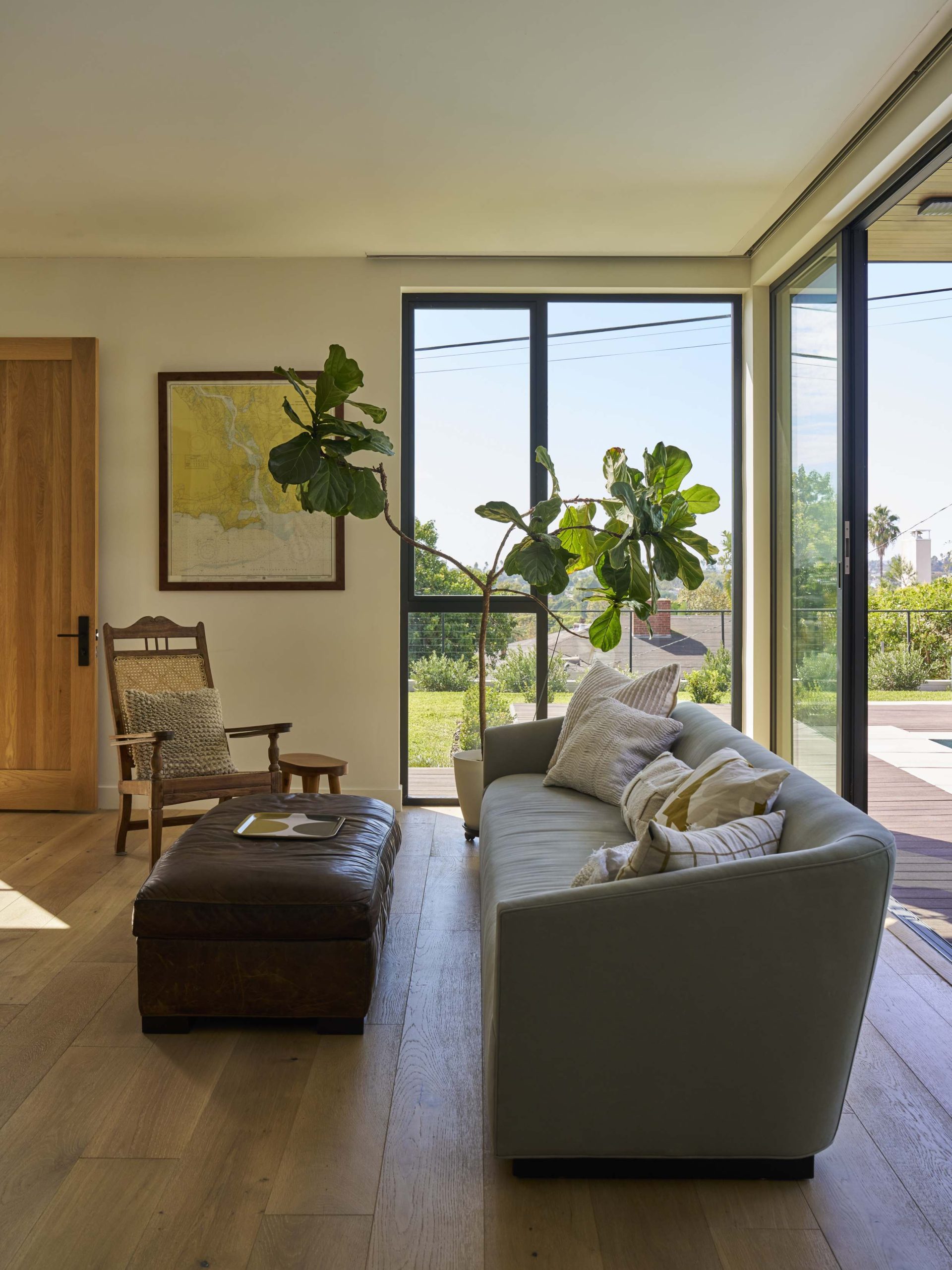 resized poolroom